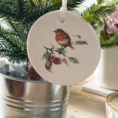 Robin decoration, round