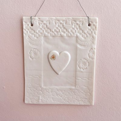 Lace and heart plaque