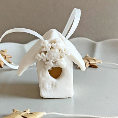 Mini house decoration with snowflake